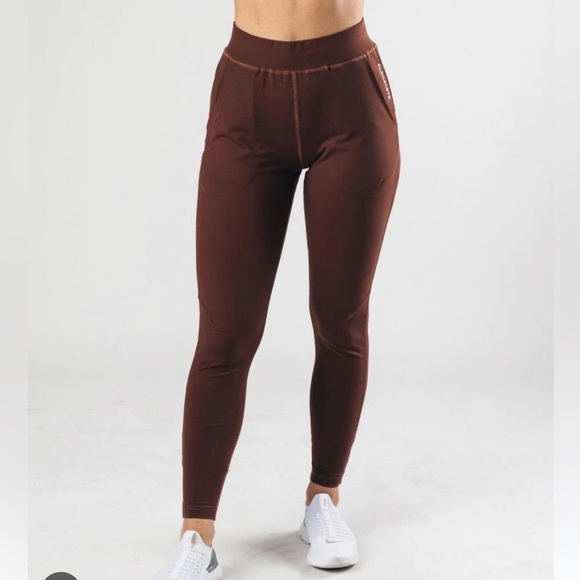 Premium Crop Jacket & Pro- Elite Jogger Set - Chocolate - Picture 4 of 7